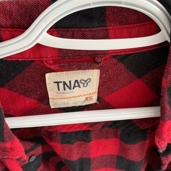 Aritzia plaid shirts - bundle - Picture 2 of 8